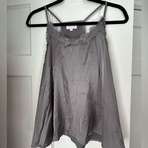 NWOT - Gray Pink Lily tank with lace